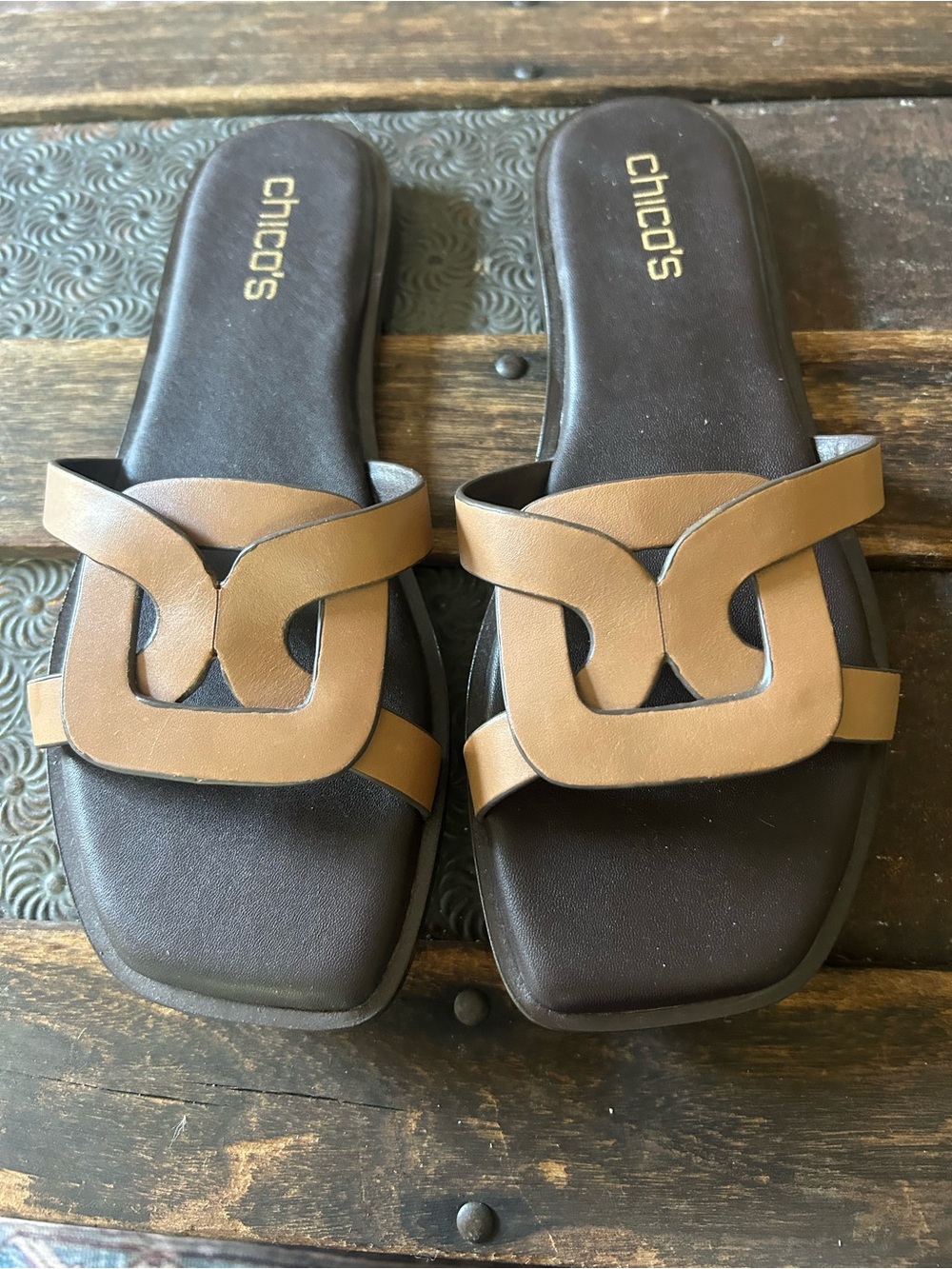 NWT Chico’s Tan Leather Slides